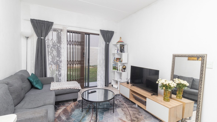 2 Bedroom Property for Sale in Parklands Western Cape